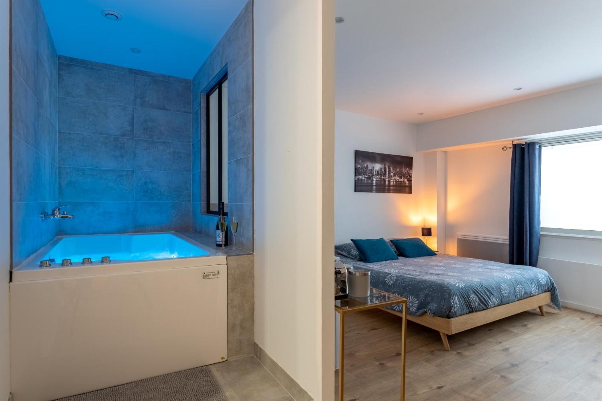 Le Fruit Defendu "Love Room" Jacuzzi Centre Ville Ruão Exterior foto